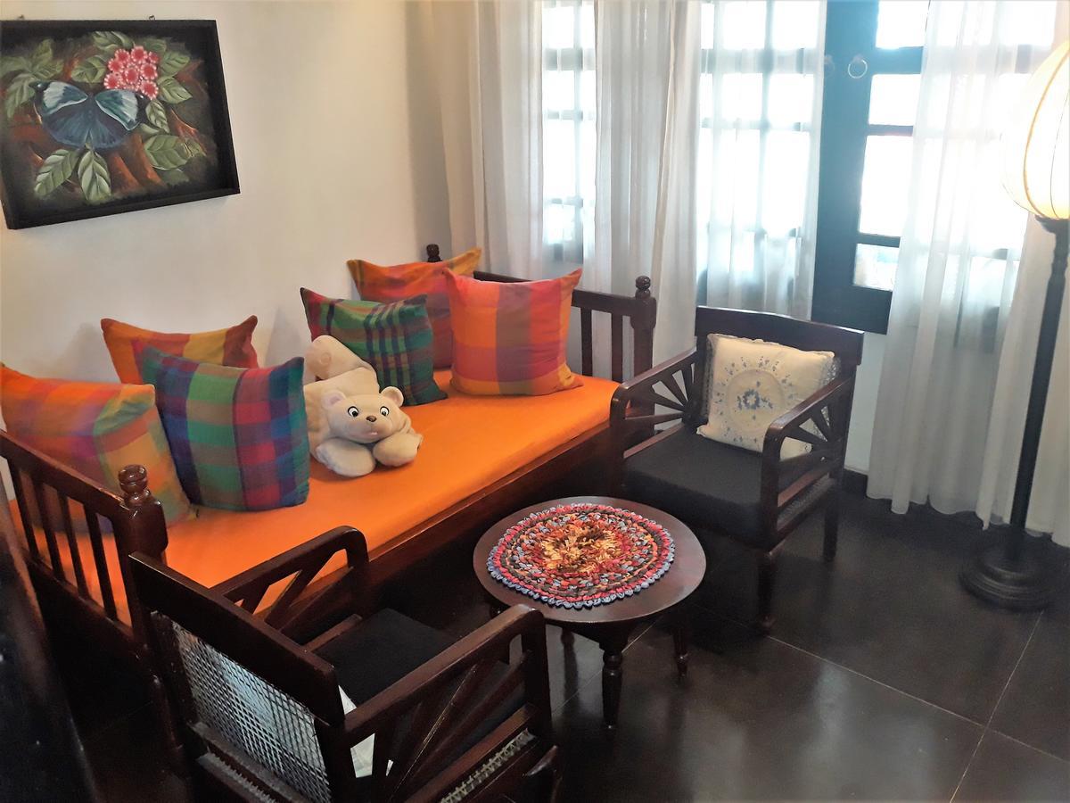 The Icebear Guesthouse Negombo Dış mekan fotoğraf